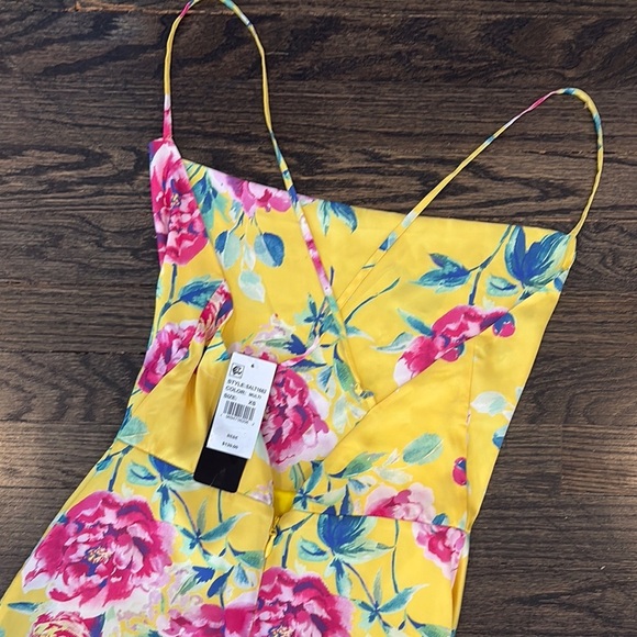 NWT- Floral Yellow Maxi Dress by Bebe size XS - Picture 5 of 6